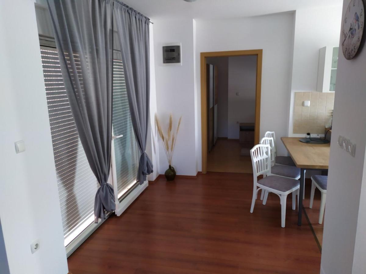 Zobic Family Apartments Ραμπ Εξωτερικό φωτογραφία