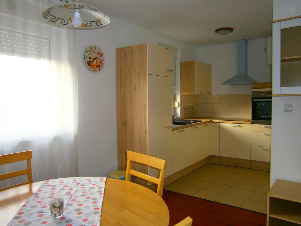 Zobic Family Apartments Ραμπ Εξωτερικό φωτογραφία