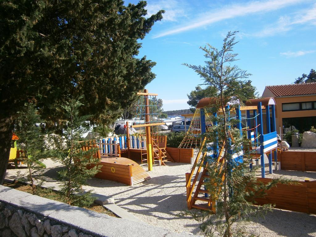 Zobic Family Apartments Ραμπ Εξωτερικό φωτογραφία